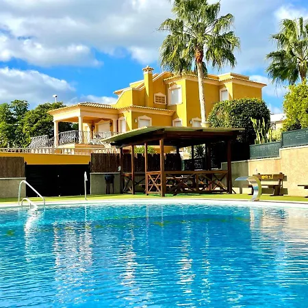 Canela, Fantástico Bungalow *
